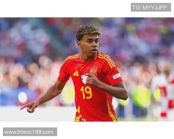 白色飞机头足球明星的传奇之路与场上风采的完美结合